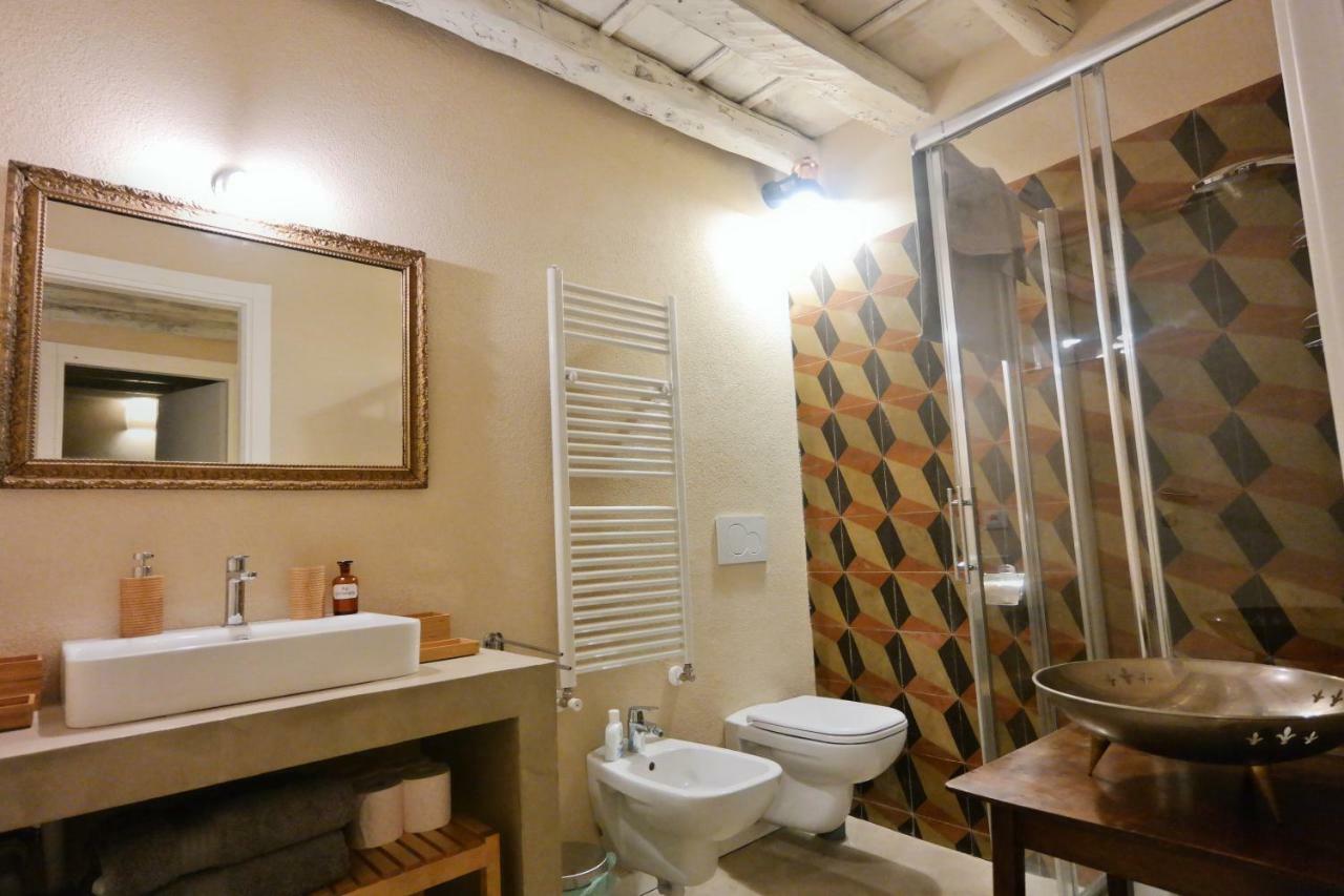 Romantic And Cozy Flat เวโรนา ภายนอก รูปภาพ